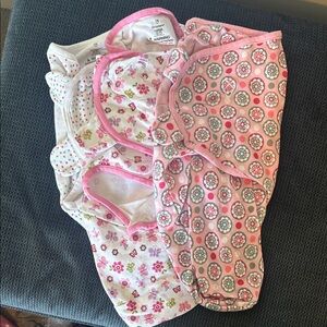 SwaddleMe Pink and White Floral Swaddles